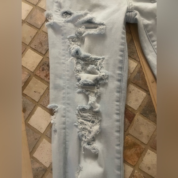 🔥HOST PICK🔥AMERICAN EAGLE SUPER STRETCH SKINNY JEANS - Picture 4 of 10